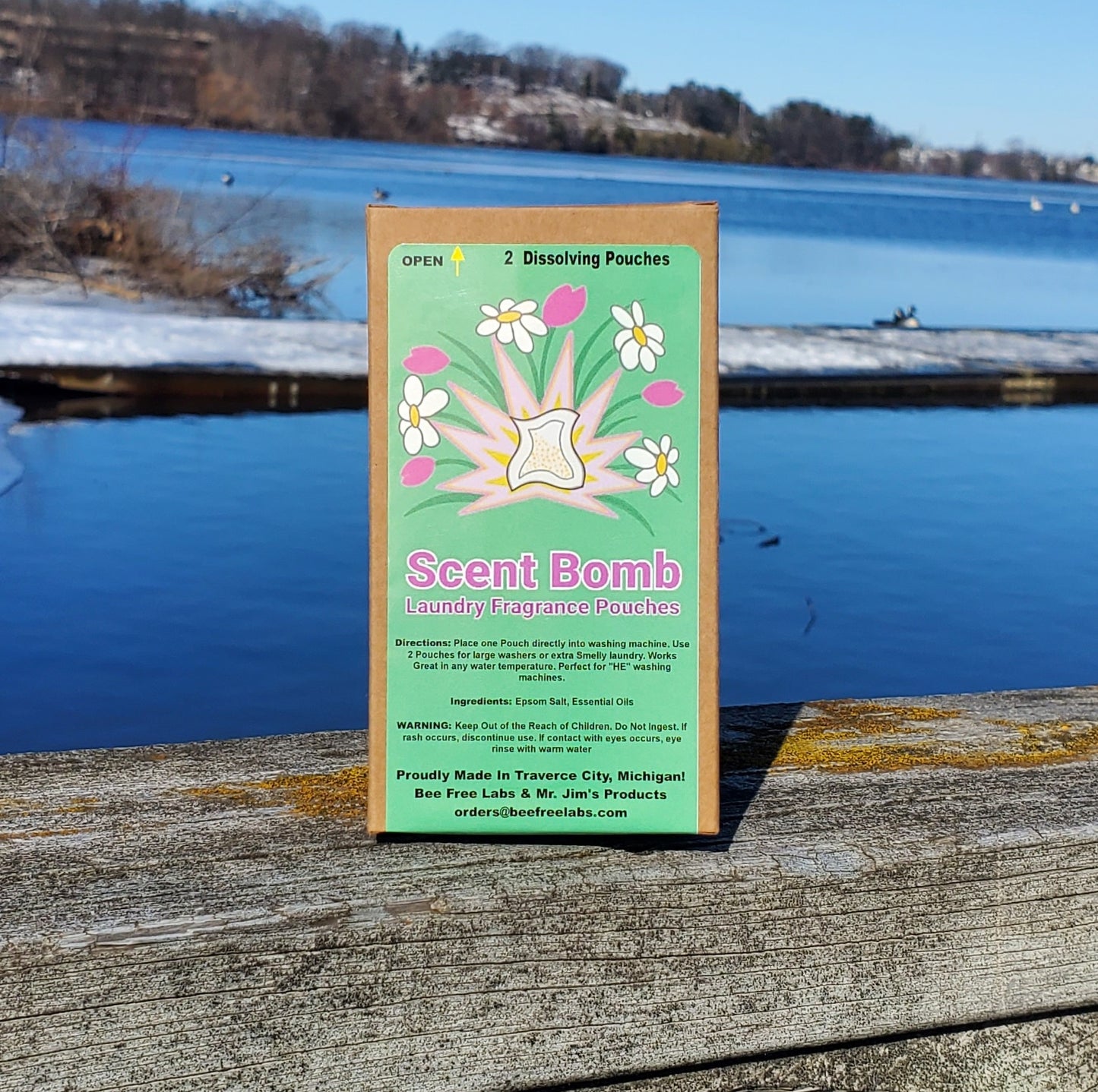 Scent Bomb - Dissolving Laundry Scent Pouches